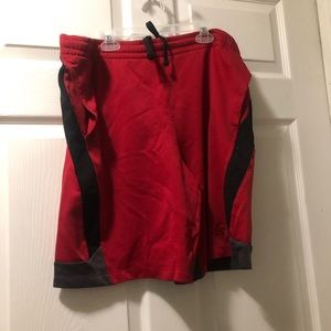 Men’s athletic shorts, Starter brand. Size small, 28-30, 100% polyester